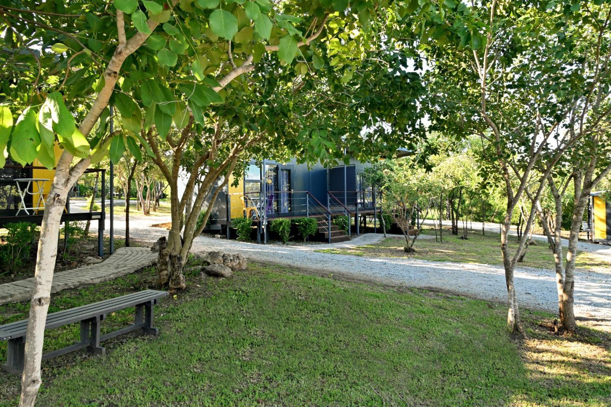 Sleepover Kruger Gate Скукуза Экстерьер фото